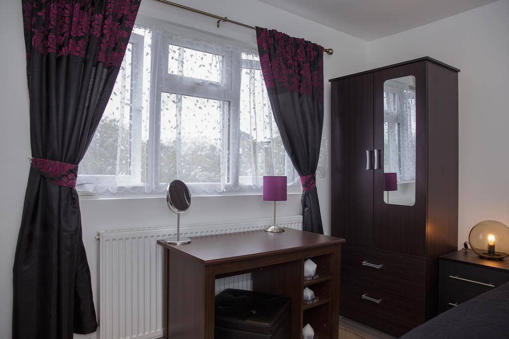 Gooseacre Rooms Гарроу Номер фото