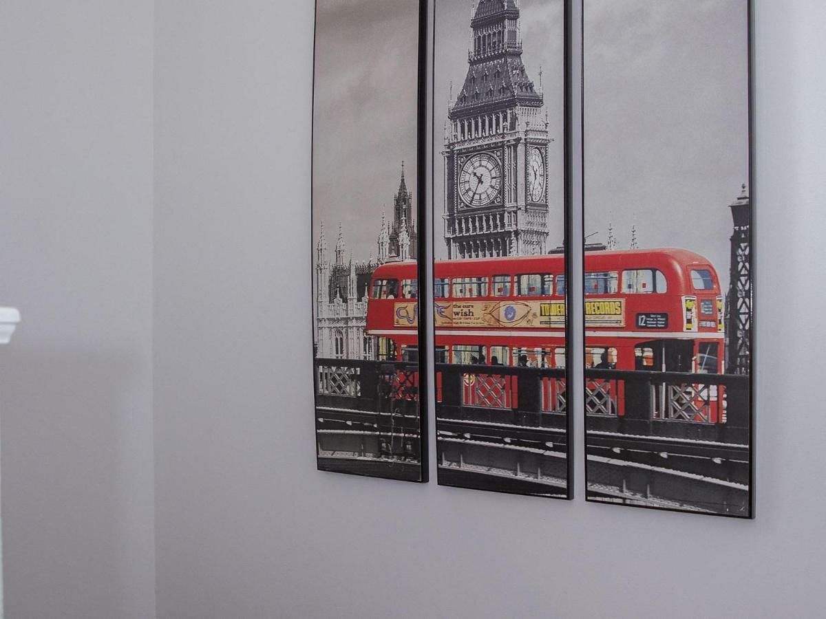 Gooseacre Rooms Гарроу Екстер'єр фото